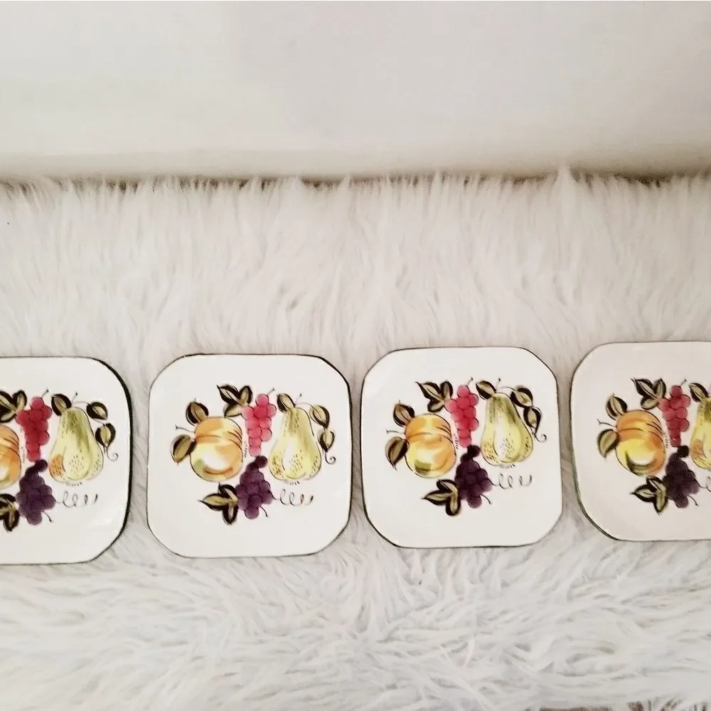 4 little plates. Handpainted Philadelphia